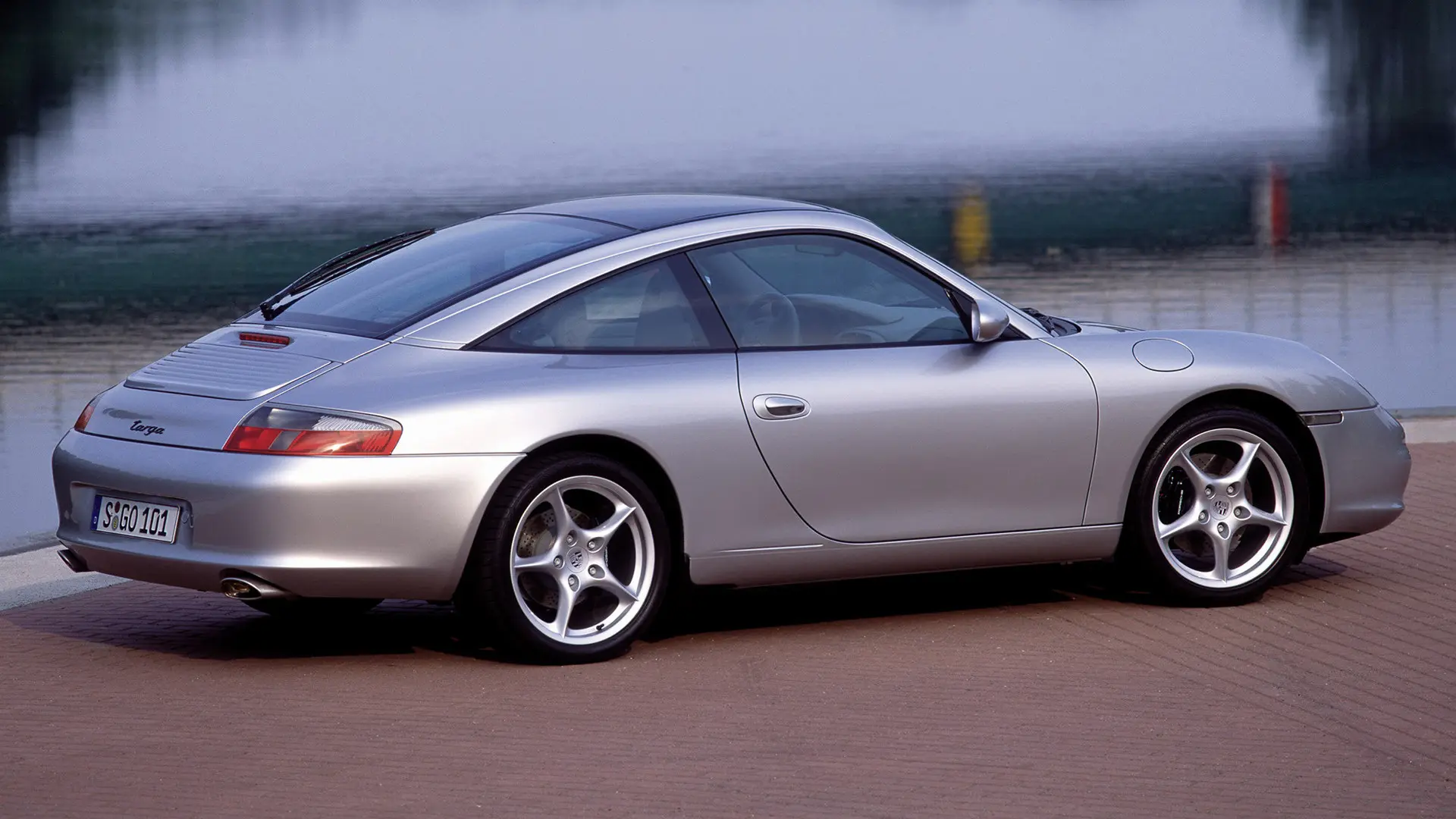 Porsche 911 911 Carrera Targa 5