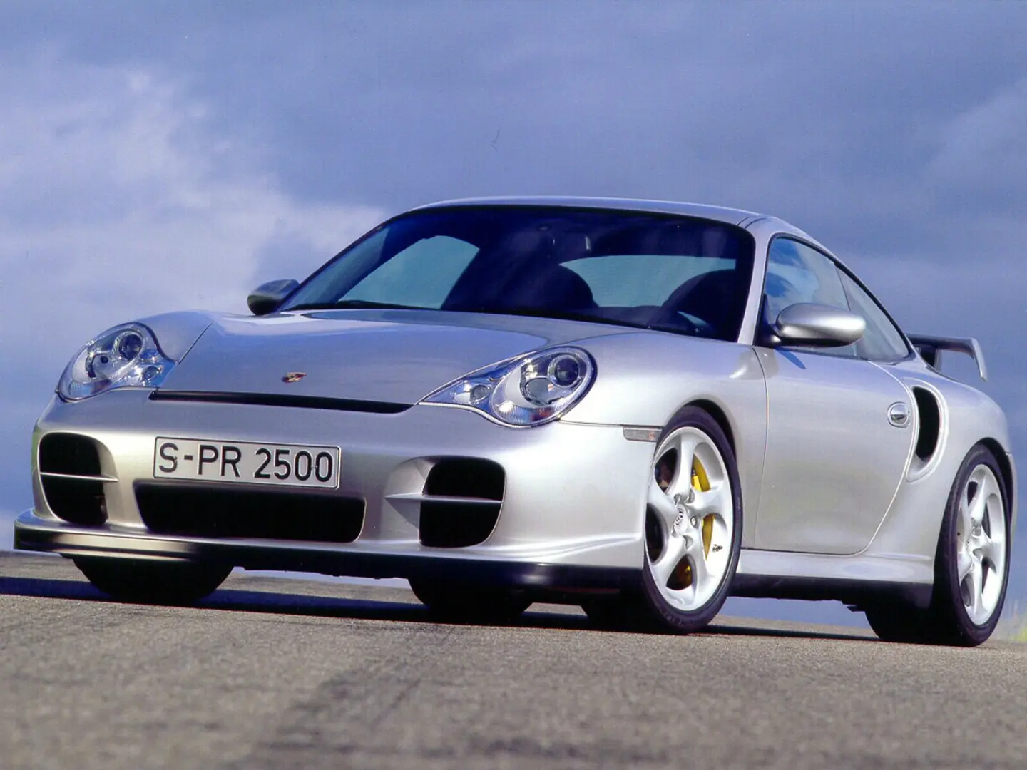 Porsche 911 911 GT2 6