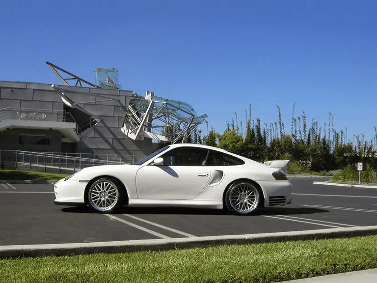 Porsche 911 911 GT2 7