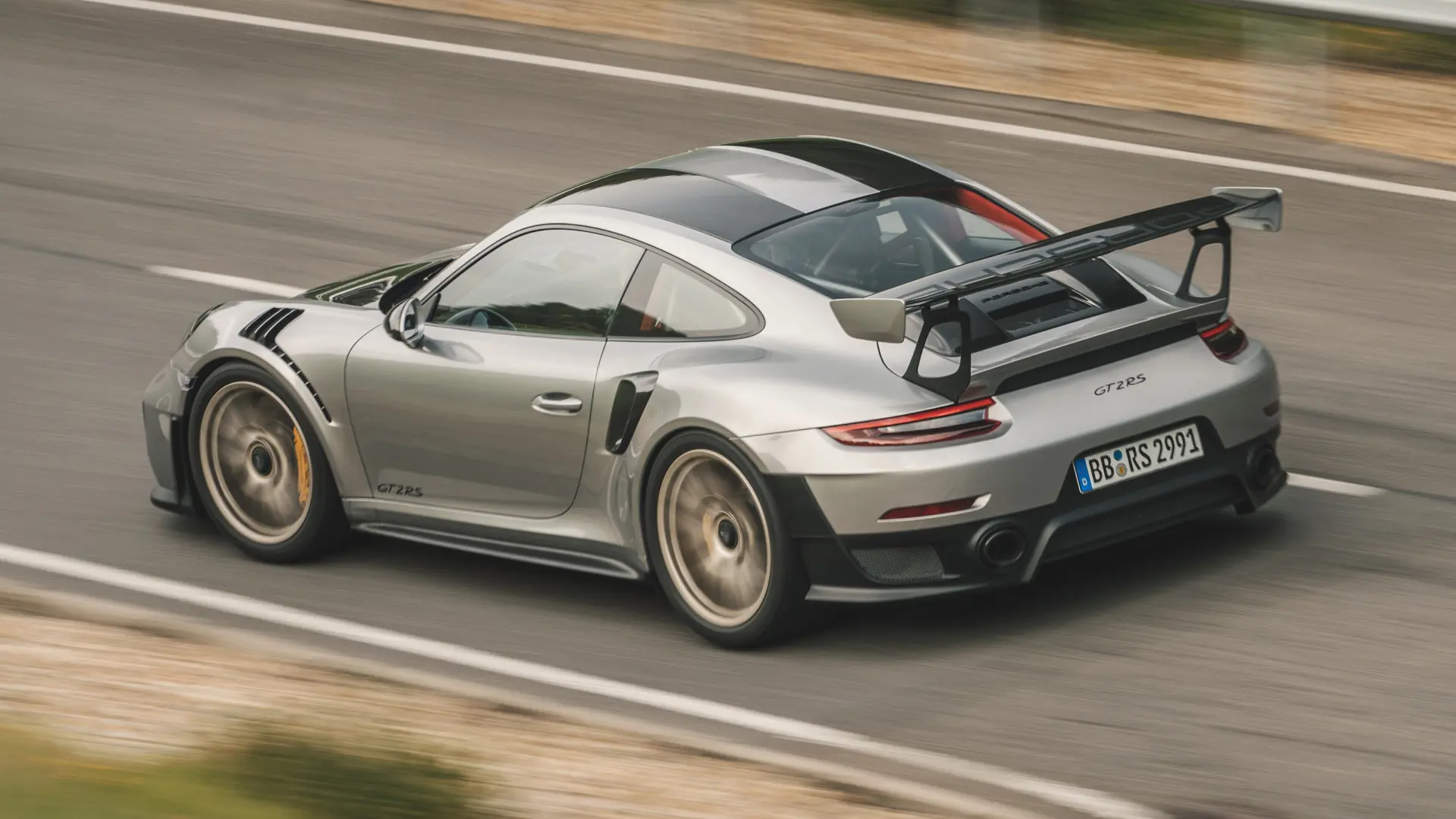 Porsche 911 911 GT2 RS PDK 3