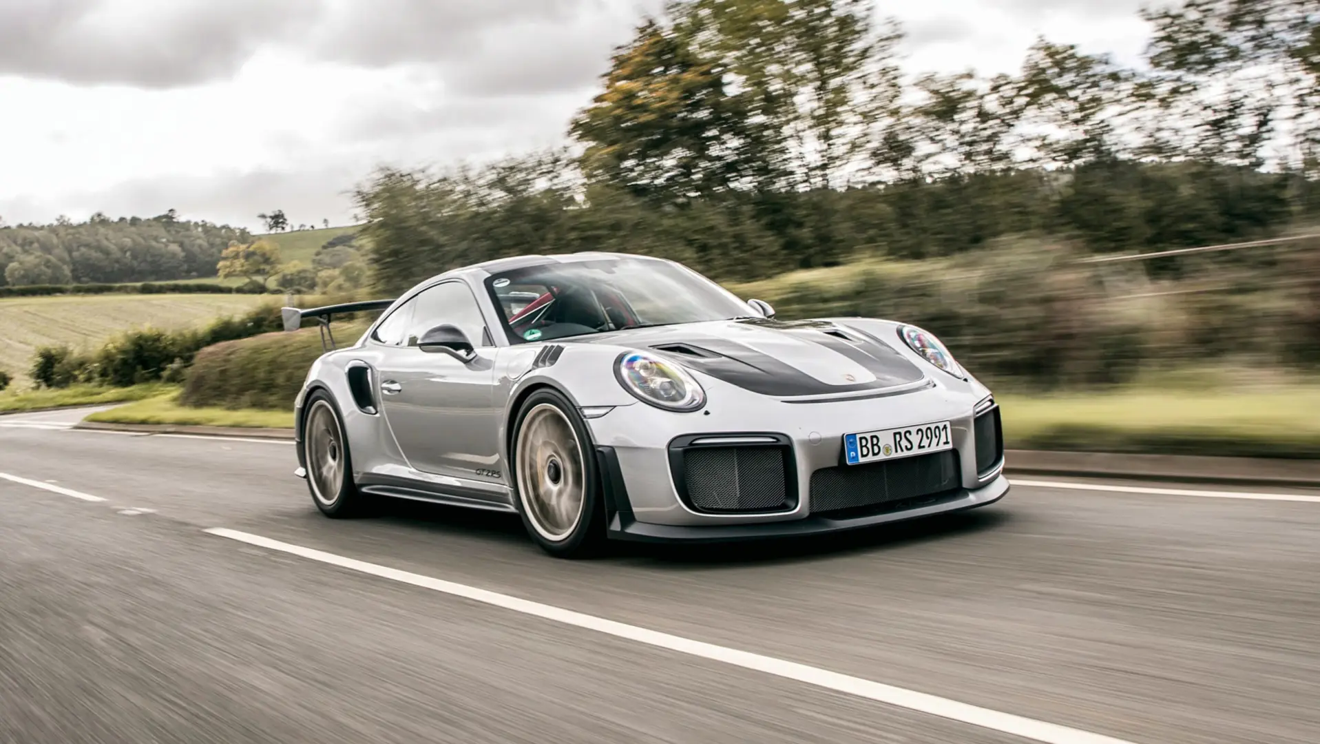 Porsche 911 911 GT2 RS PDK 5