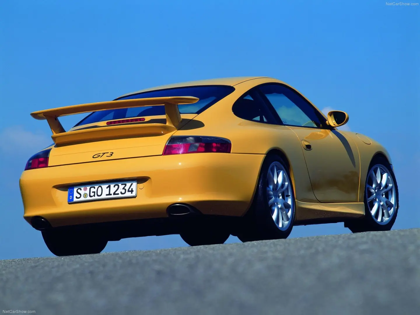 Porsche 911 911 GT3 6