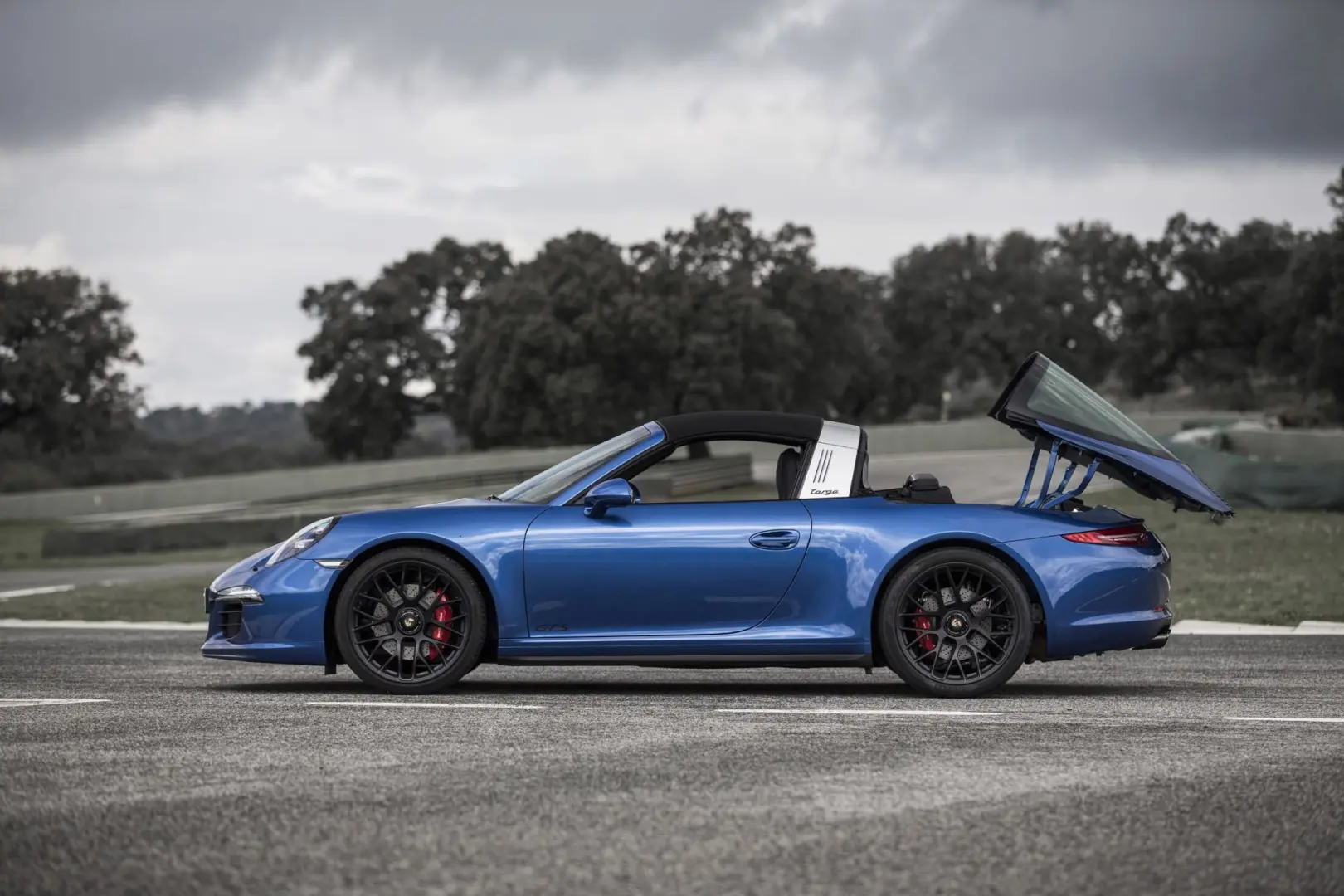 Porsche 911 911 Targa 4 GTS 6