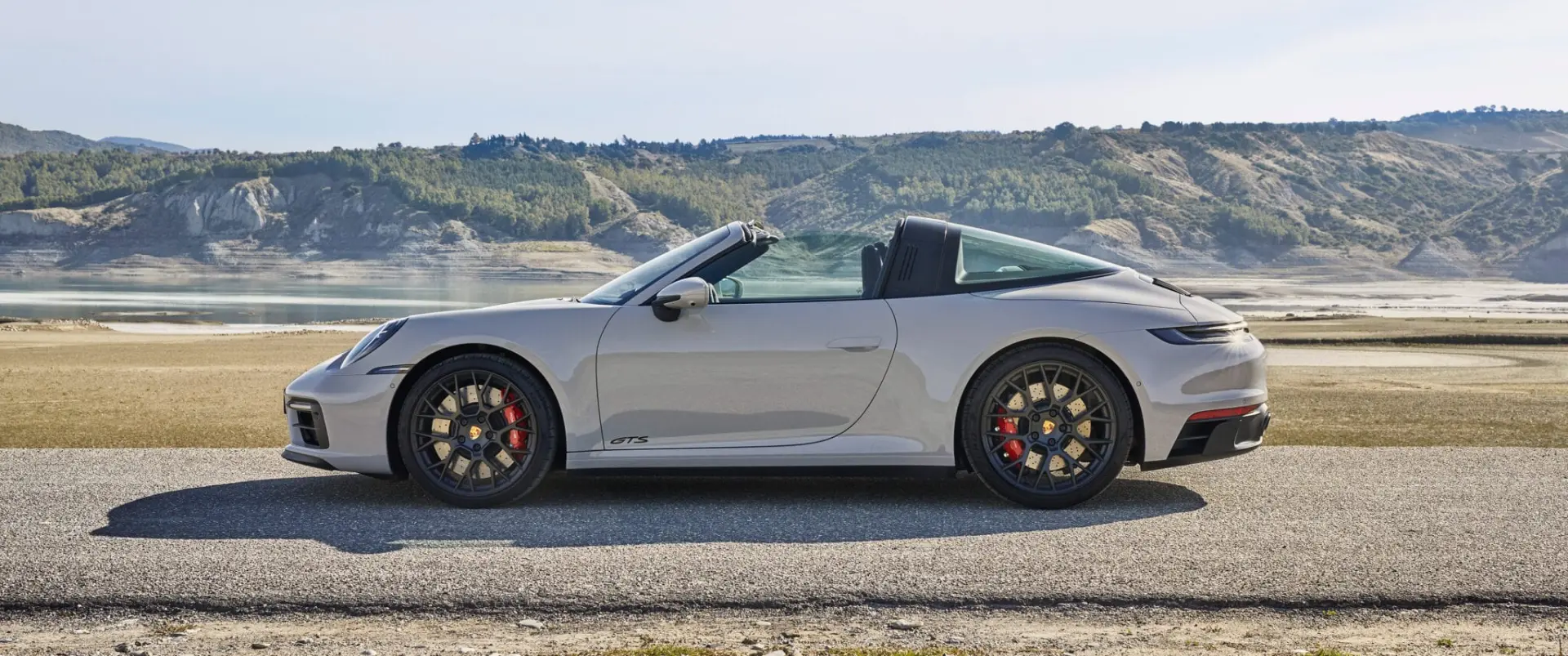Porsche 911 911 Targa 4 GTS 1