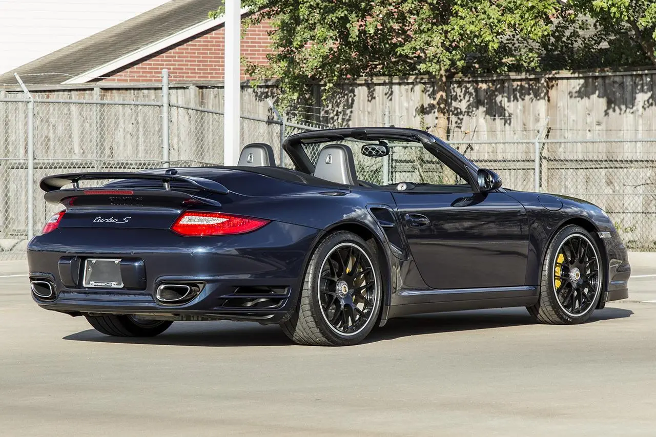 Porsche 911 911 Turbo 3