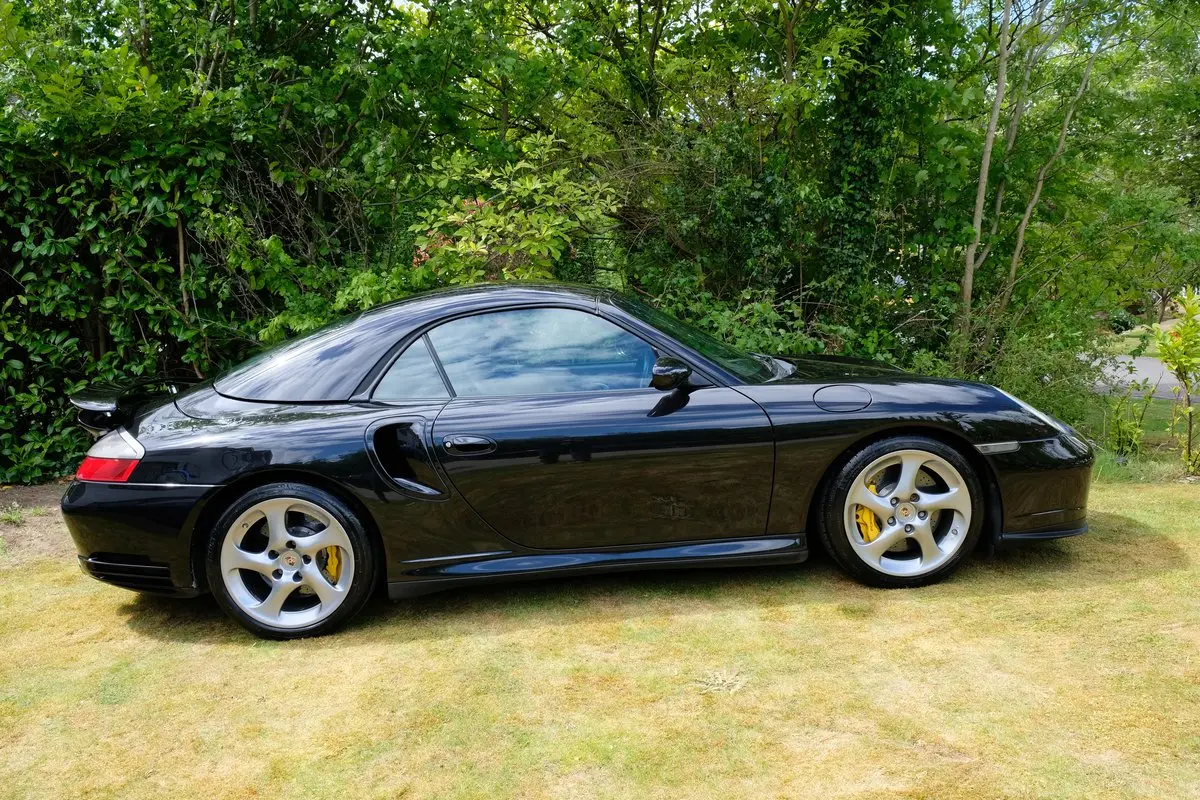 Porsche 911 911 Turbo S 5