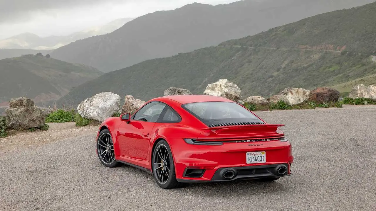 Porsche 911 911 Turbo S Coupe 3