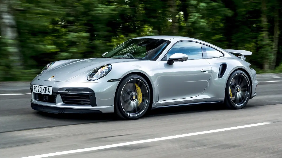 Porsche 911 911 Turbo S Coupe 6