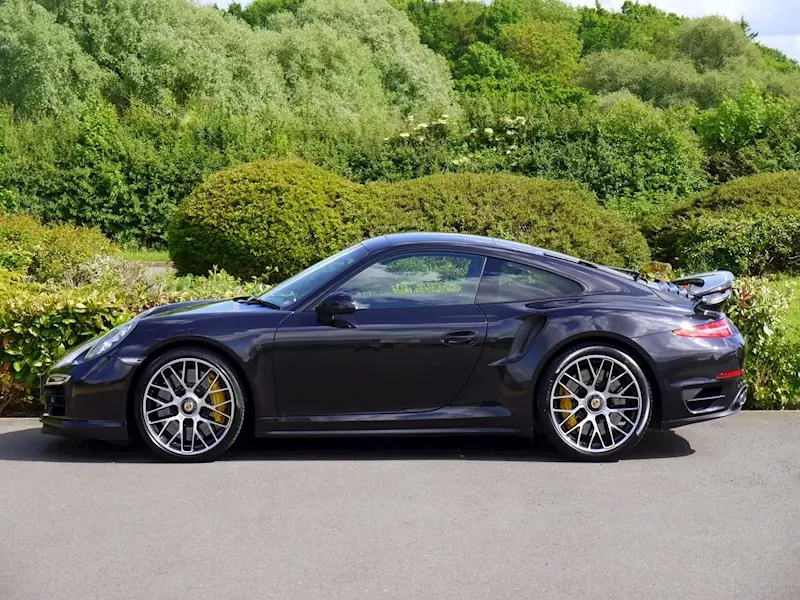 Porsche 911 911 Turbo S PDK 3