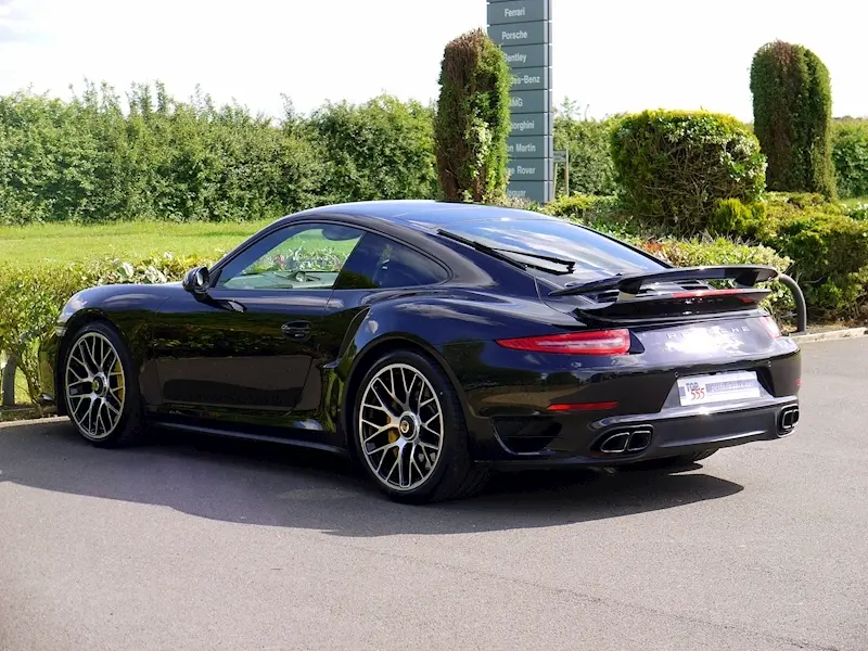 Porsche 911 911 Turbo S PDK 4