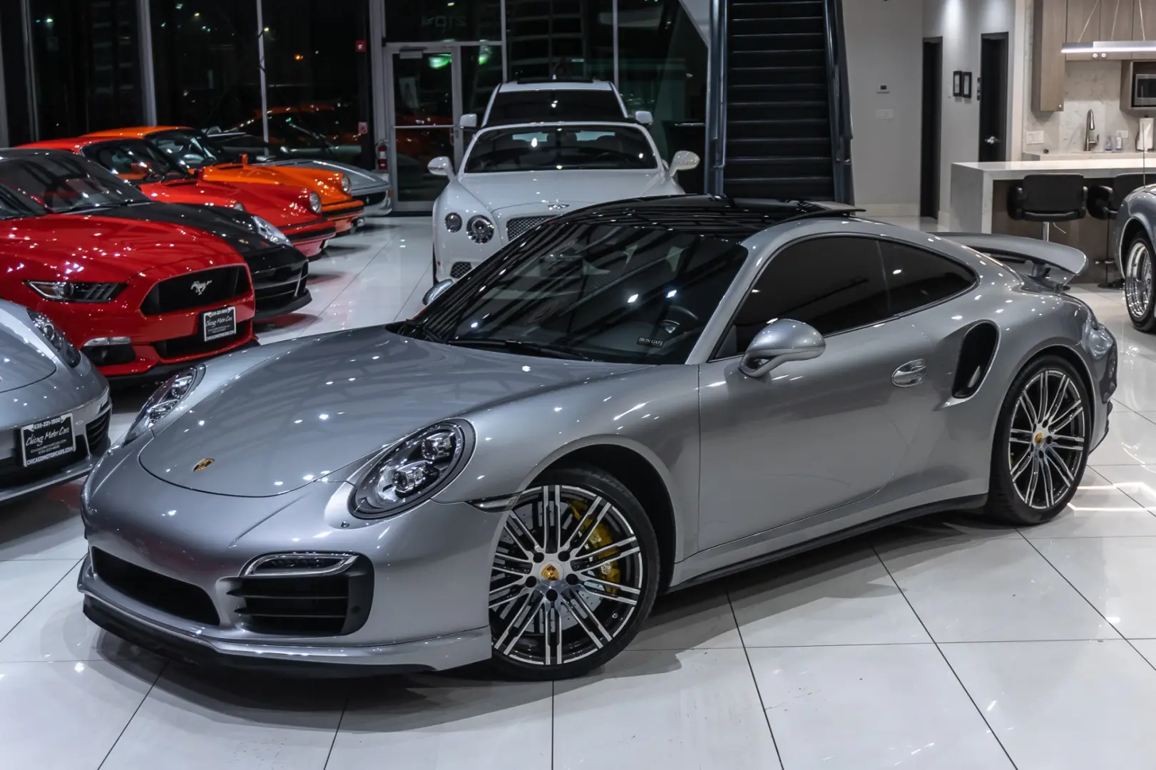 Porsche 911 911 Turbo S PDK 5