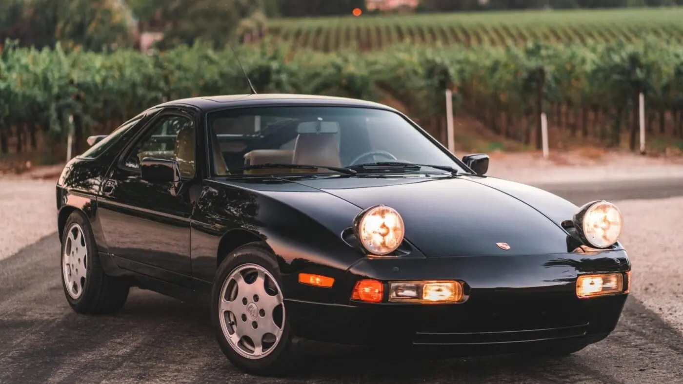 Porsche 928 928 5.0 GT 1