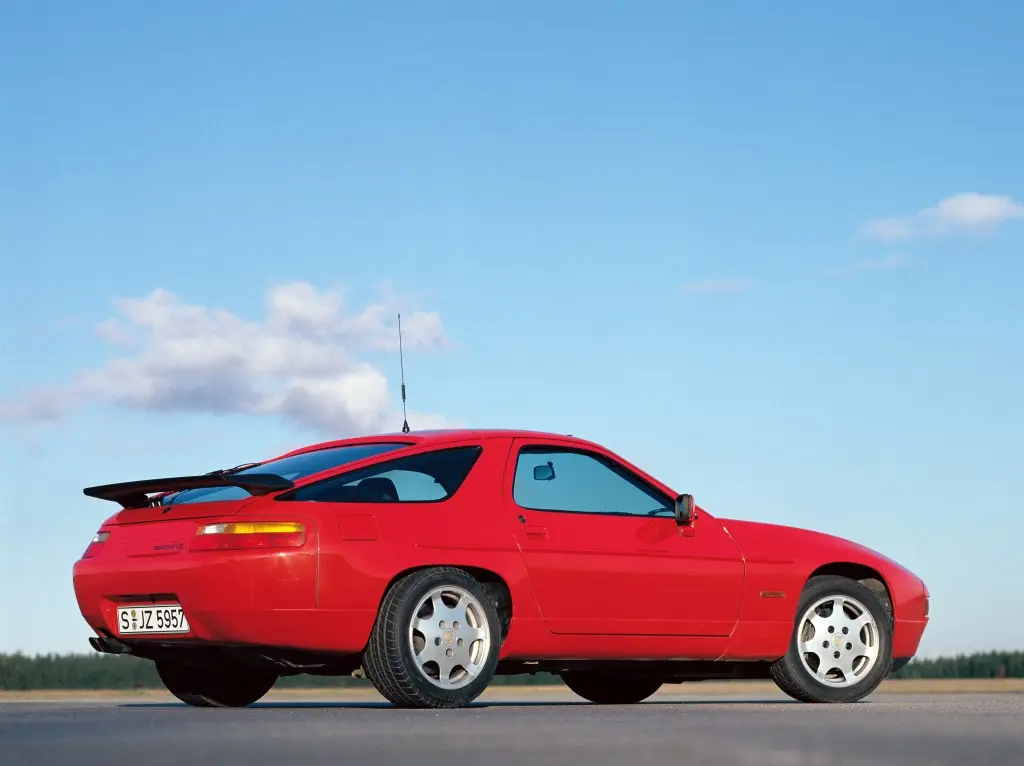 Porsche 928 928 5.0 GT 6