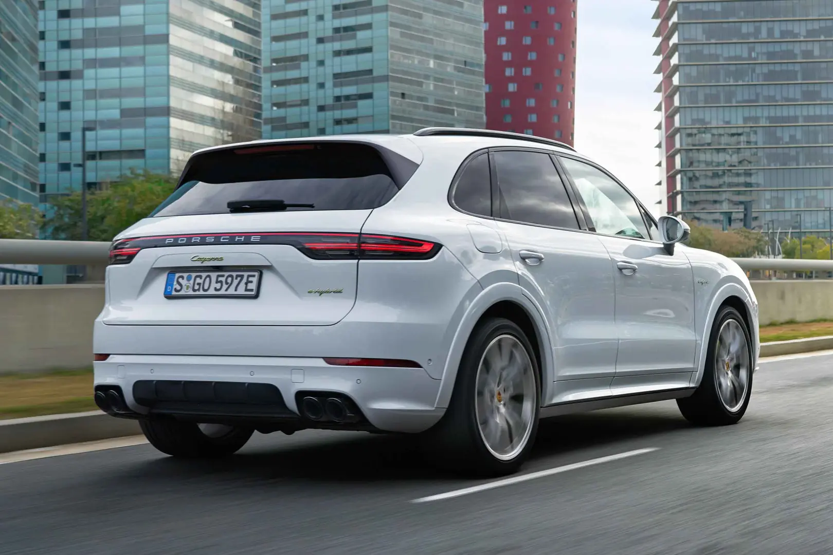 Porsche Cayenne Cayenne 3.0 V6 E-Hybrid AWD Tiptronic 3