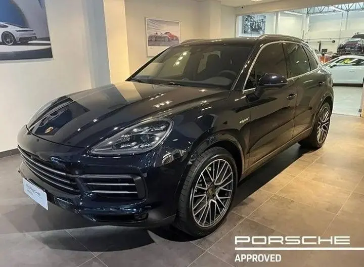 Porsche Cayenne Cayenne 3.0 V6 E-Hybrid AWD Tiptronic 4