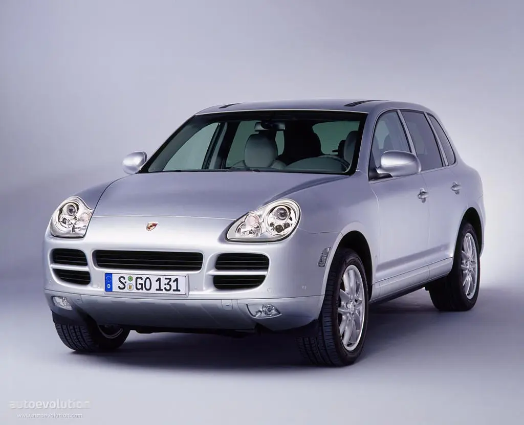 Porsche Cayenne Cayenne 4.5 S 6