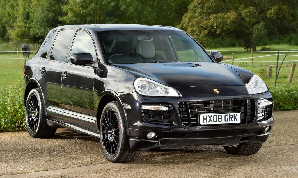 Porsche Cayenne Cayenne 4.8 GTS 2