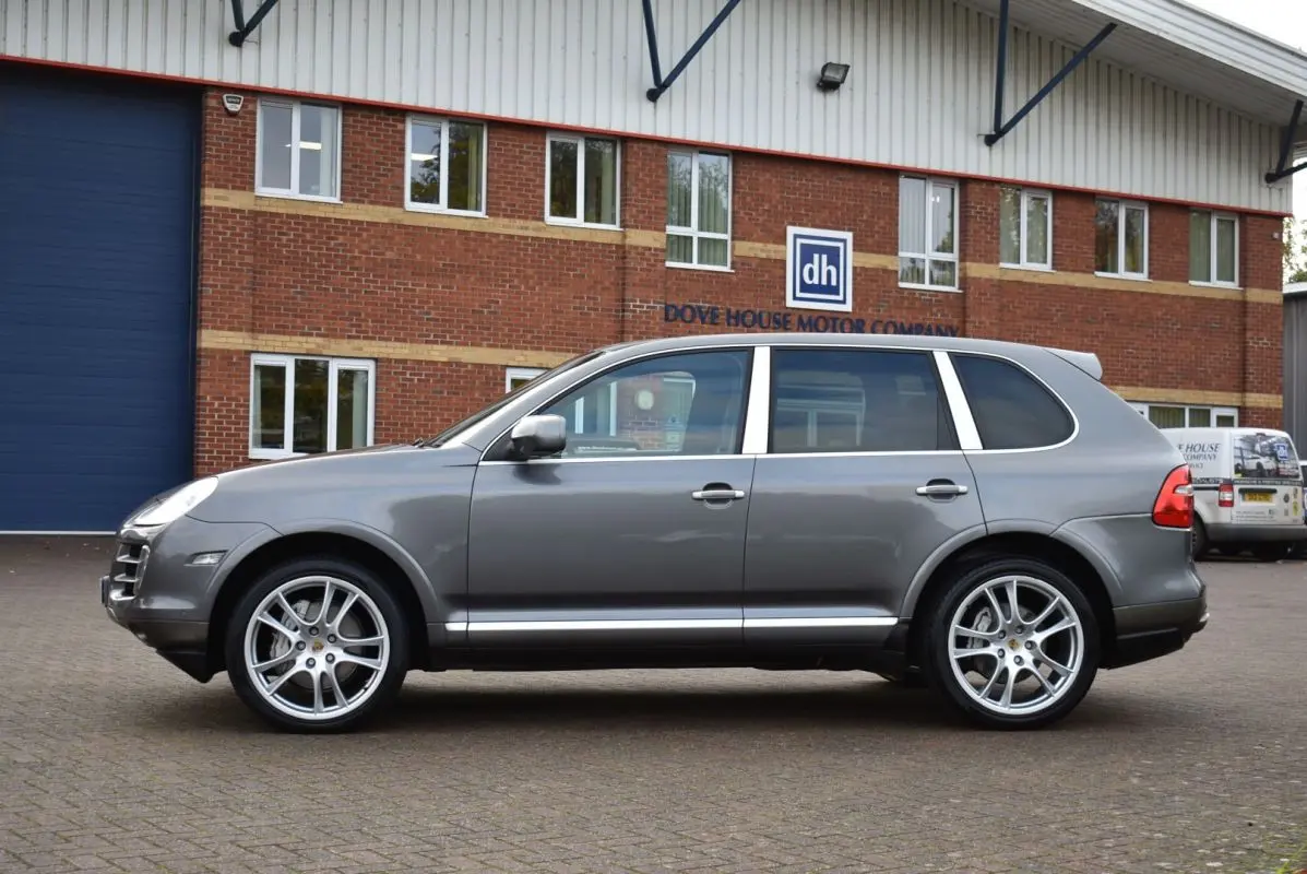 Porsche Cayenne Cayenne 4.8 S Tiptronic 5