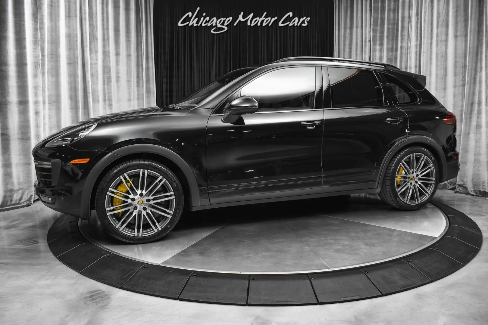Porsche Cayenne Cayenne 4.8 Turbo Tiptronic 3