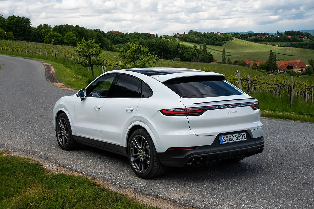 Porsche Cayenne Coupe Cayenne Coupe 3.0 V6 AWD Tiptronic 3