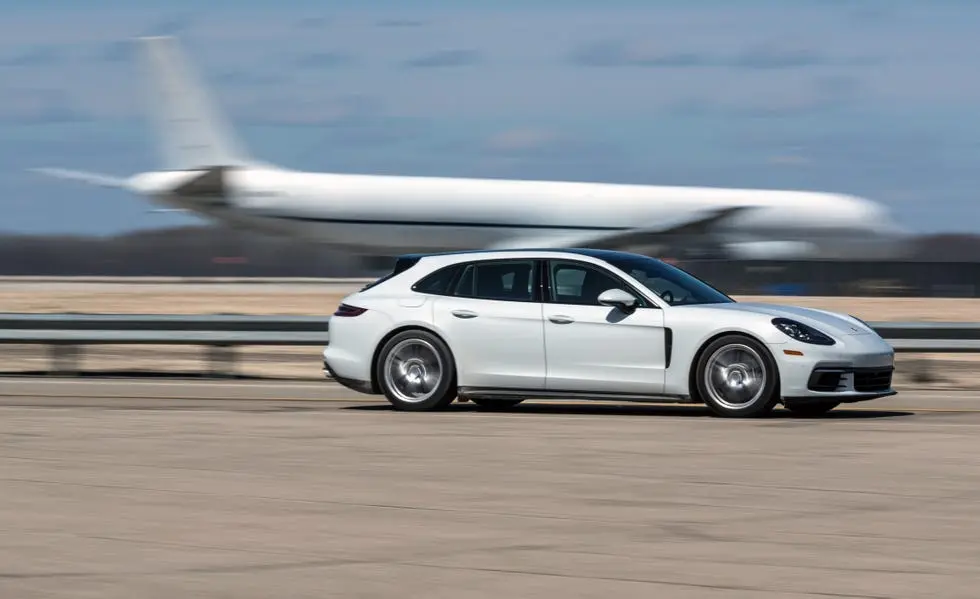 Porsche Panamera Panamera 3.0 4 Sport Turismo PDK 4