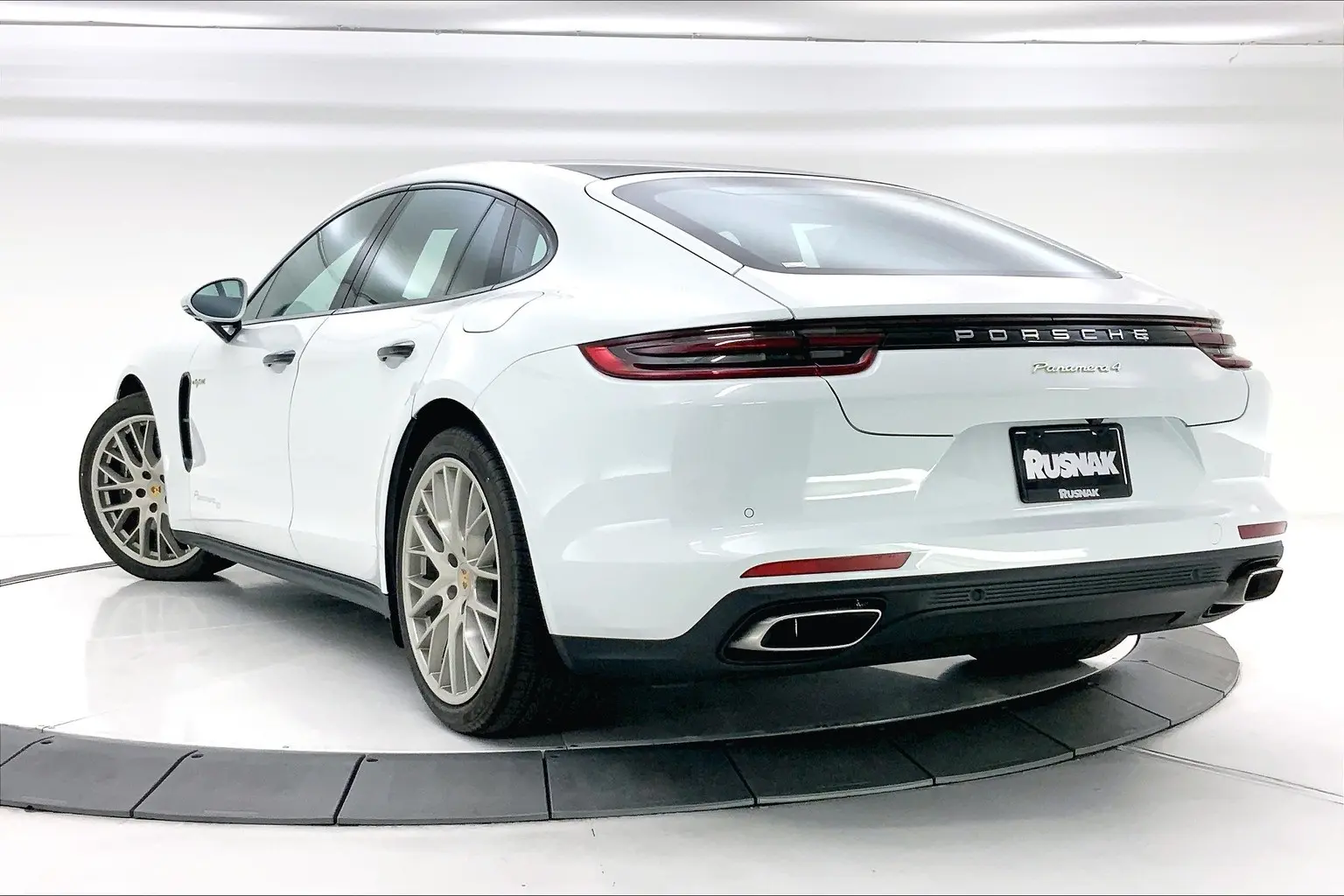 Porsche Panamera Panamera 4 - 10 Years Edition 5