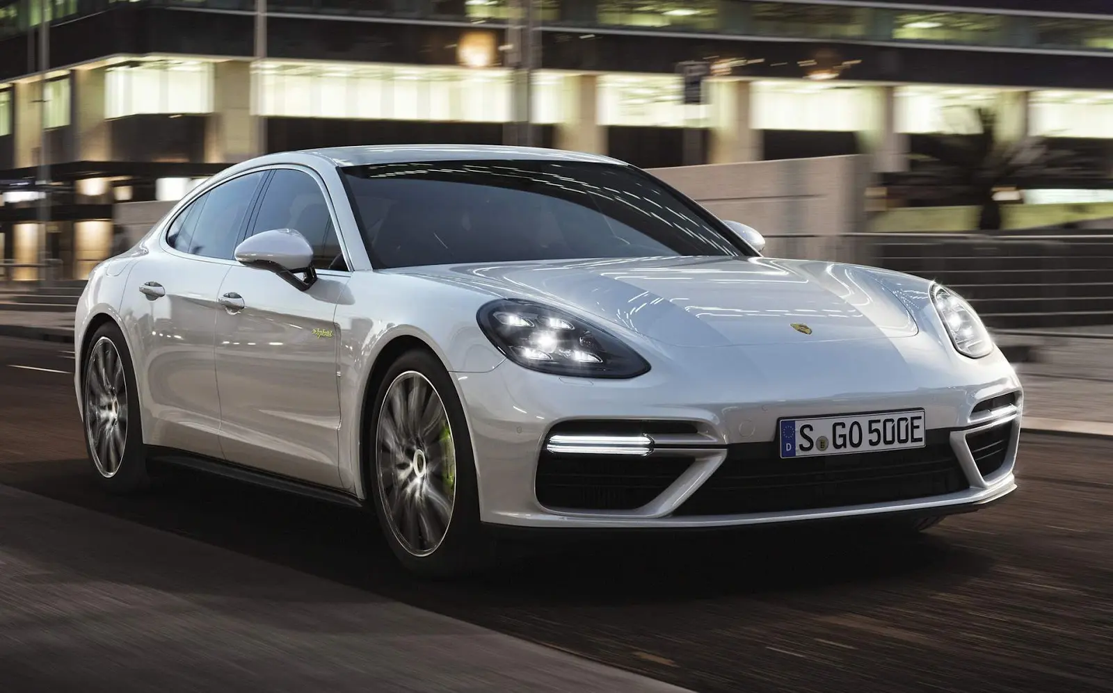 Porsche Panamera Panamera 4.0 Turbo S E-Hybrid PDK 6