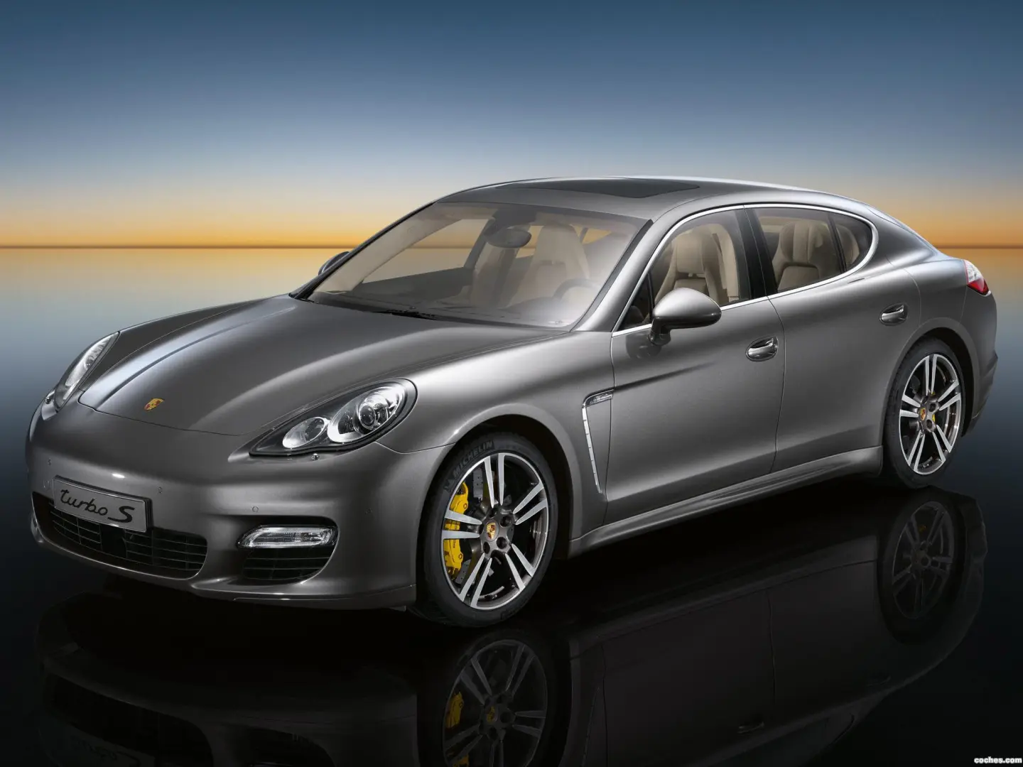 Porsche Panamera Panamera 4.8 Turbo S 0