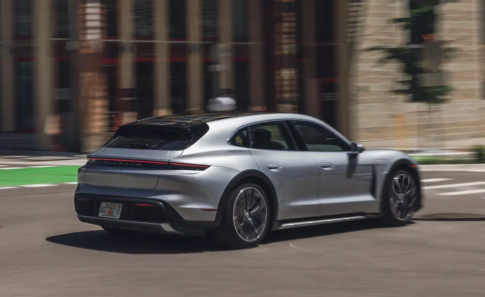 Porsche Taycan Taycan 4 Cross Turismo 3