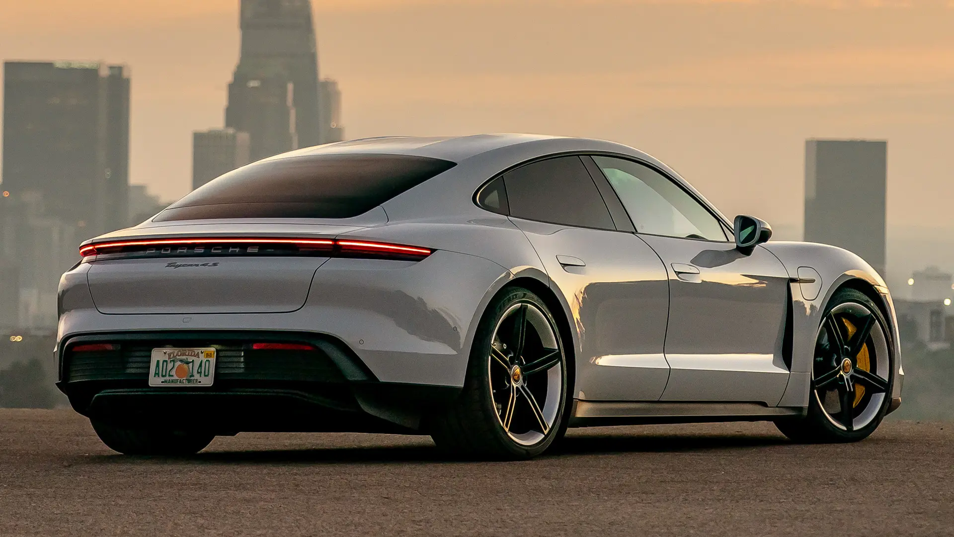 Porsche Taycan Taycan 4S Performance 1