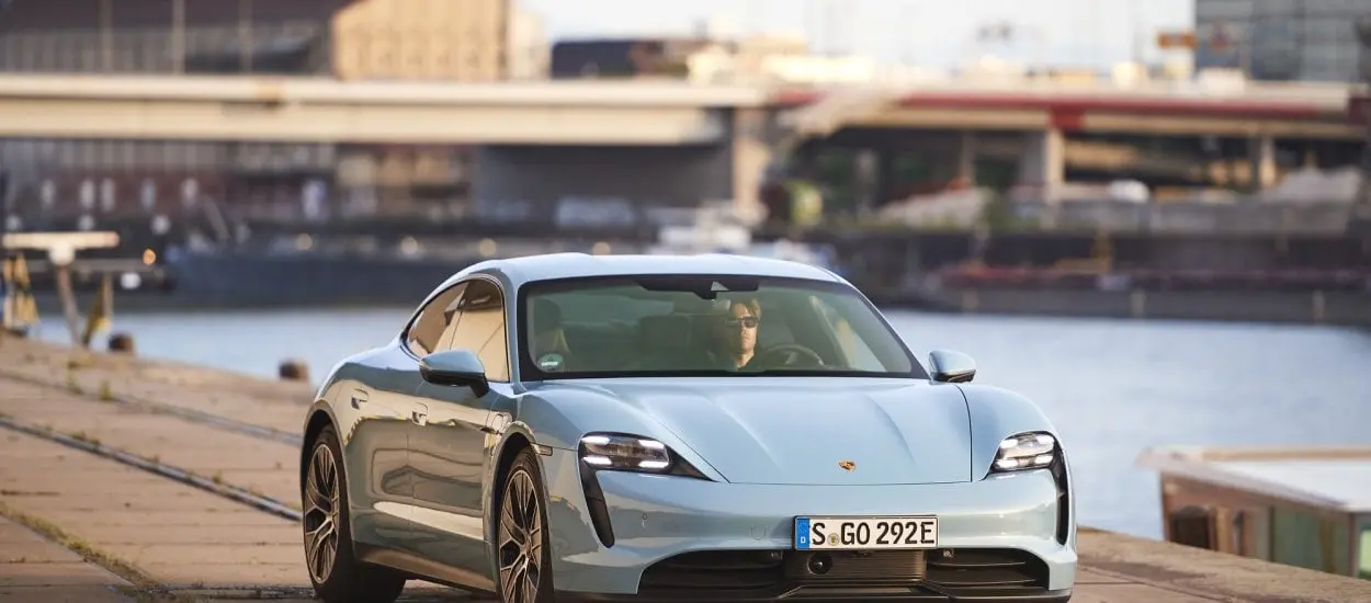 Porsche Taycan Taycan 4S Performance Plus 6