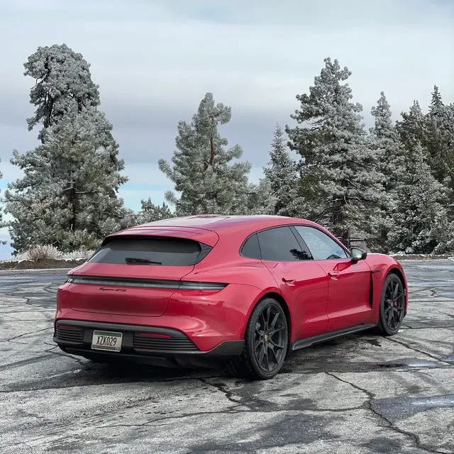 Porsche Taycan Taycan Sport Turismo 1