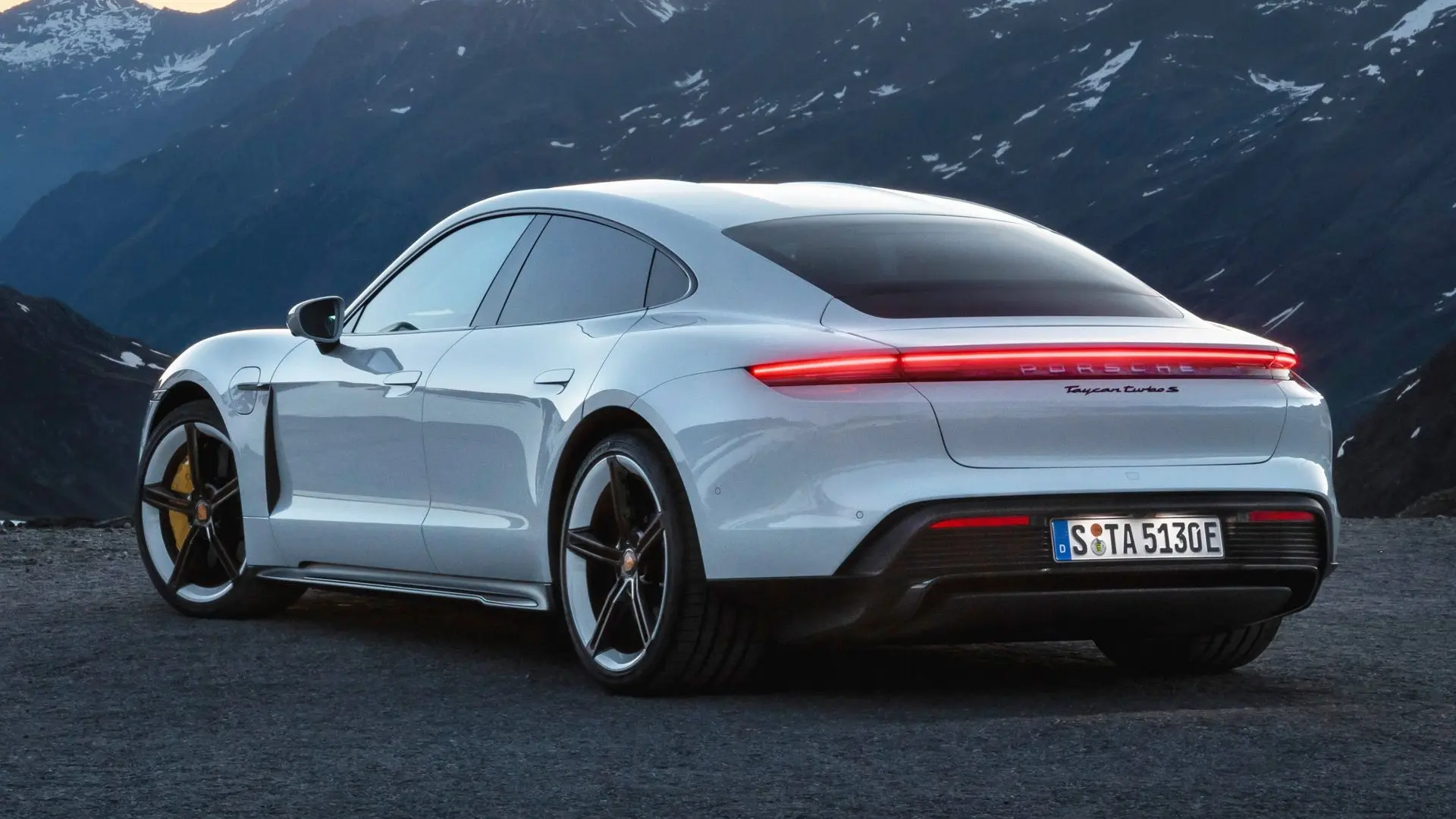 Porsche Taycan Taycan Turbo 6