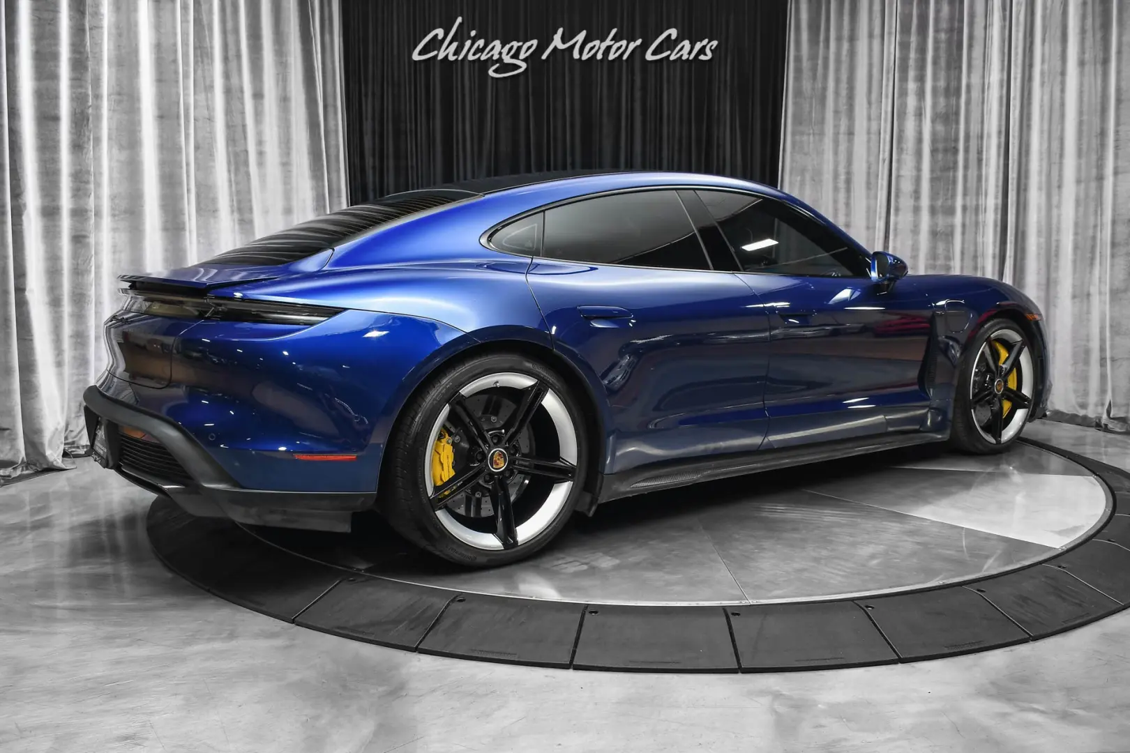 Porsche Taycan Taycan Turbo 7