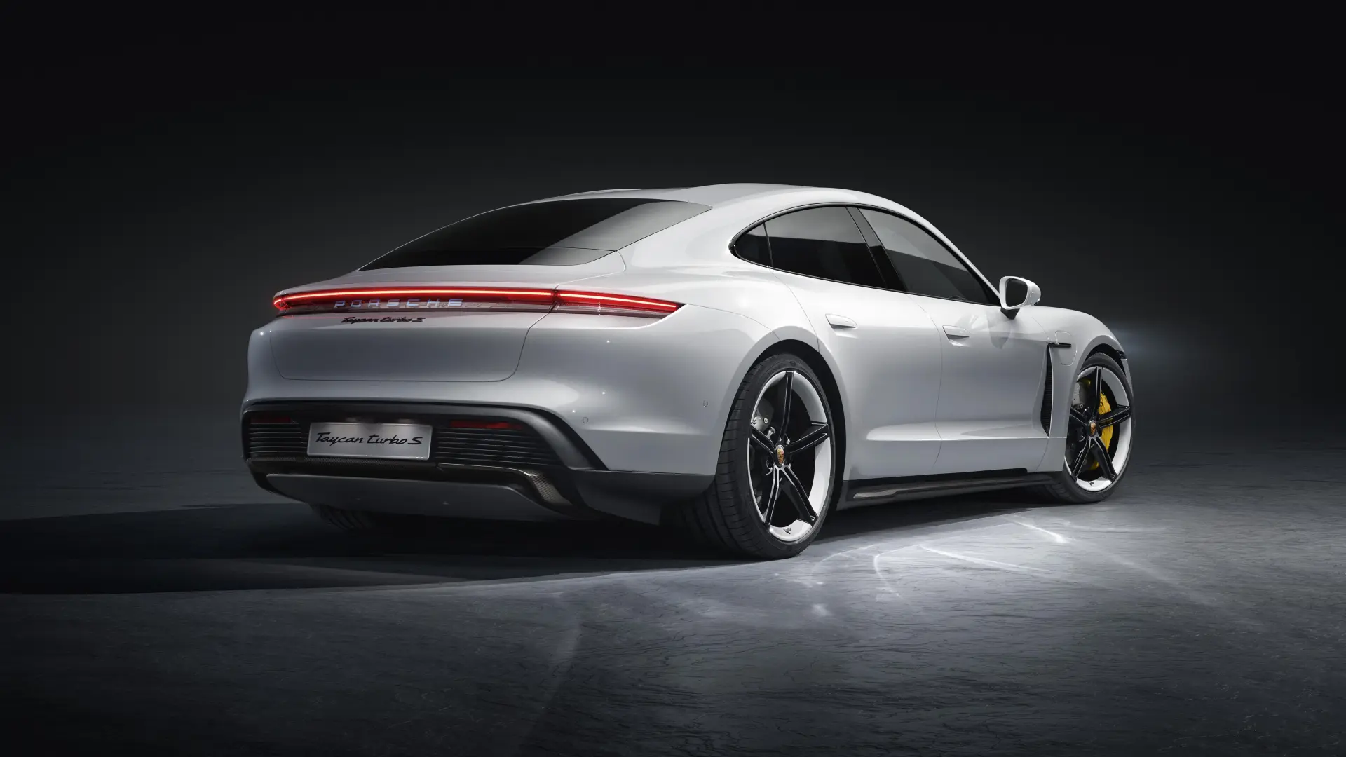 Porsche Taycan Taycan Turbo 5