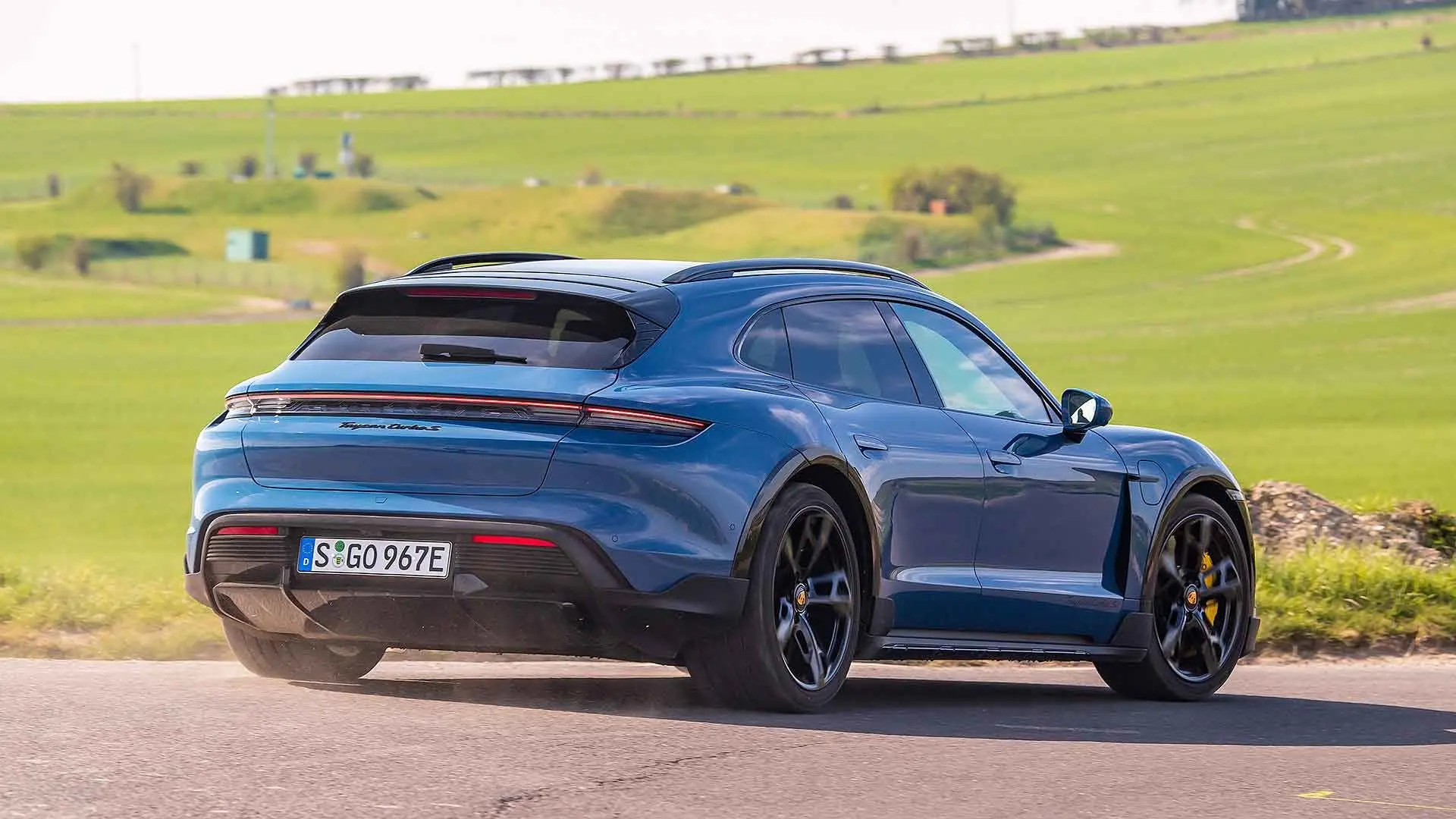Porsche Taycan Taycan Turbo S Cross Turismo 4