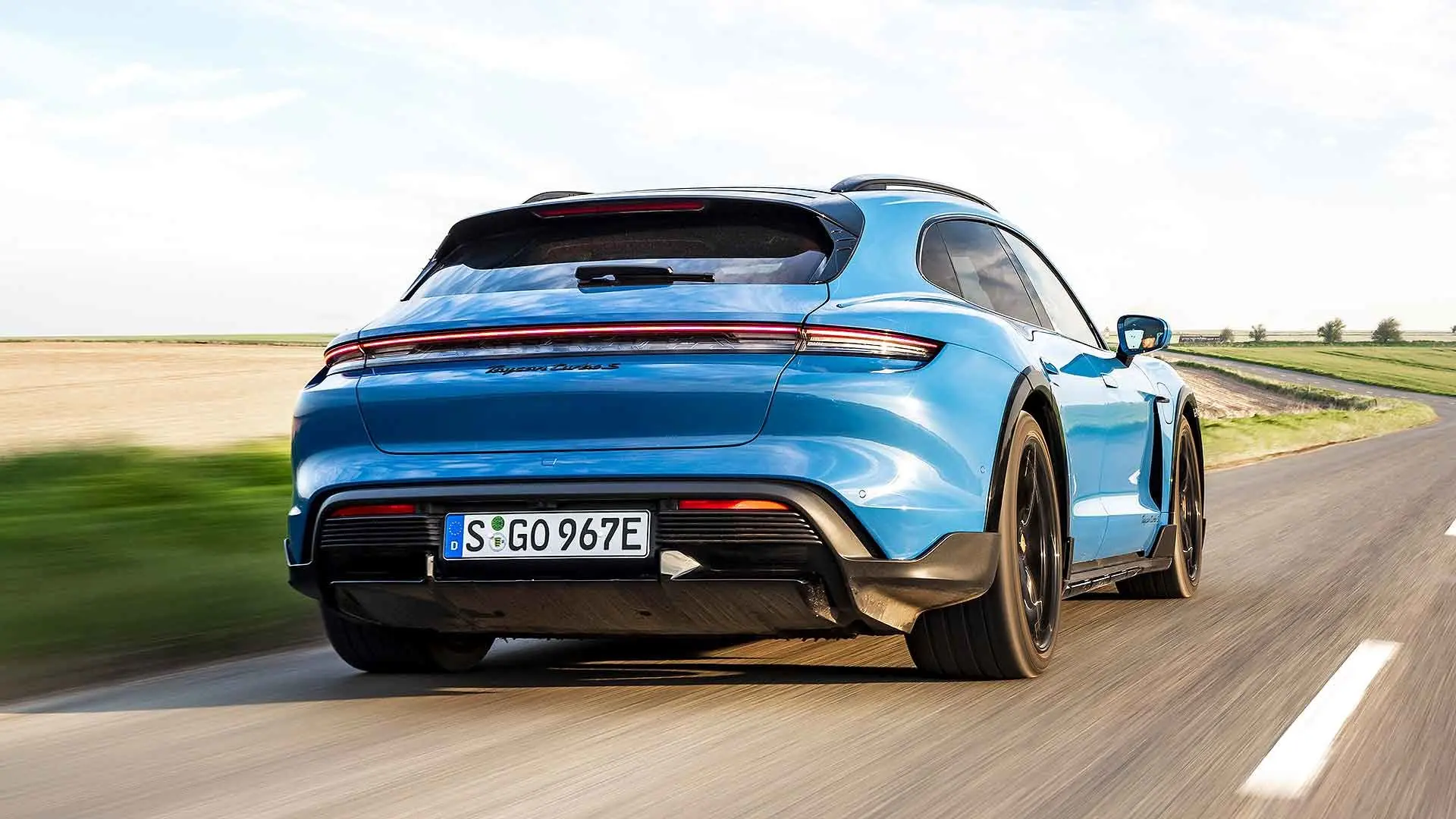 Porsche Taycan Taycan Turbo S Cross Turismo 6