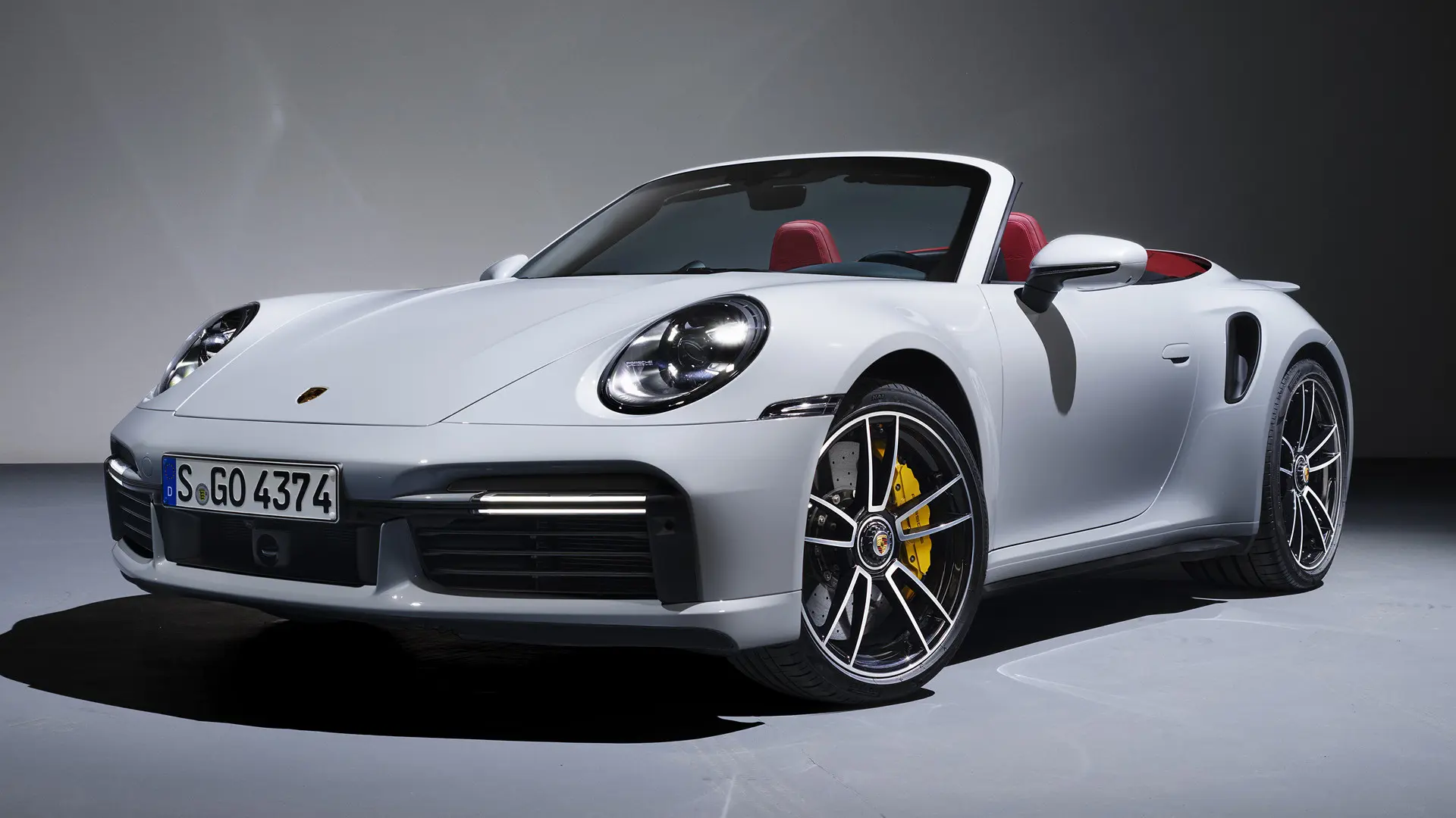 Porsche  Turbo S Cabriolet 4