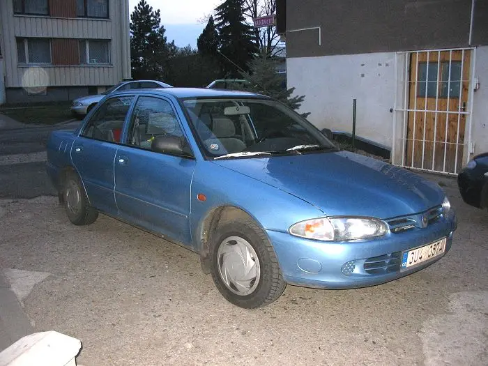 Proton  400 415i GL 2