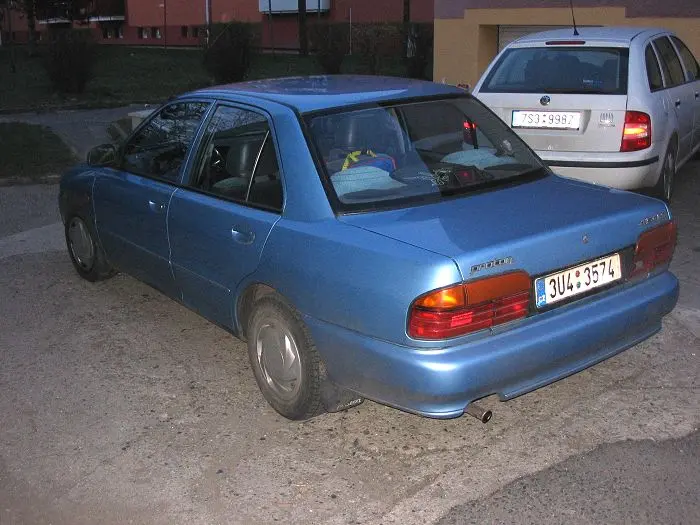 Proton  400 415i GL 3