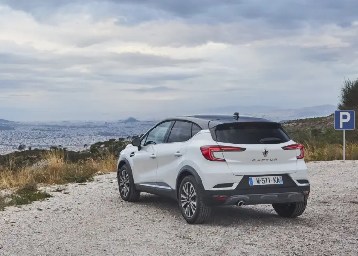 Renault Captur Captur 1.3 TCe Touch Plus EDC 0