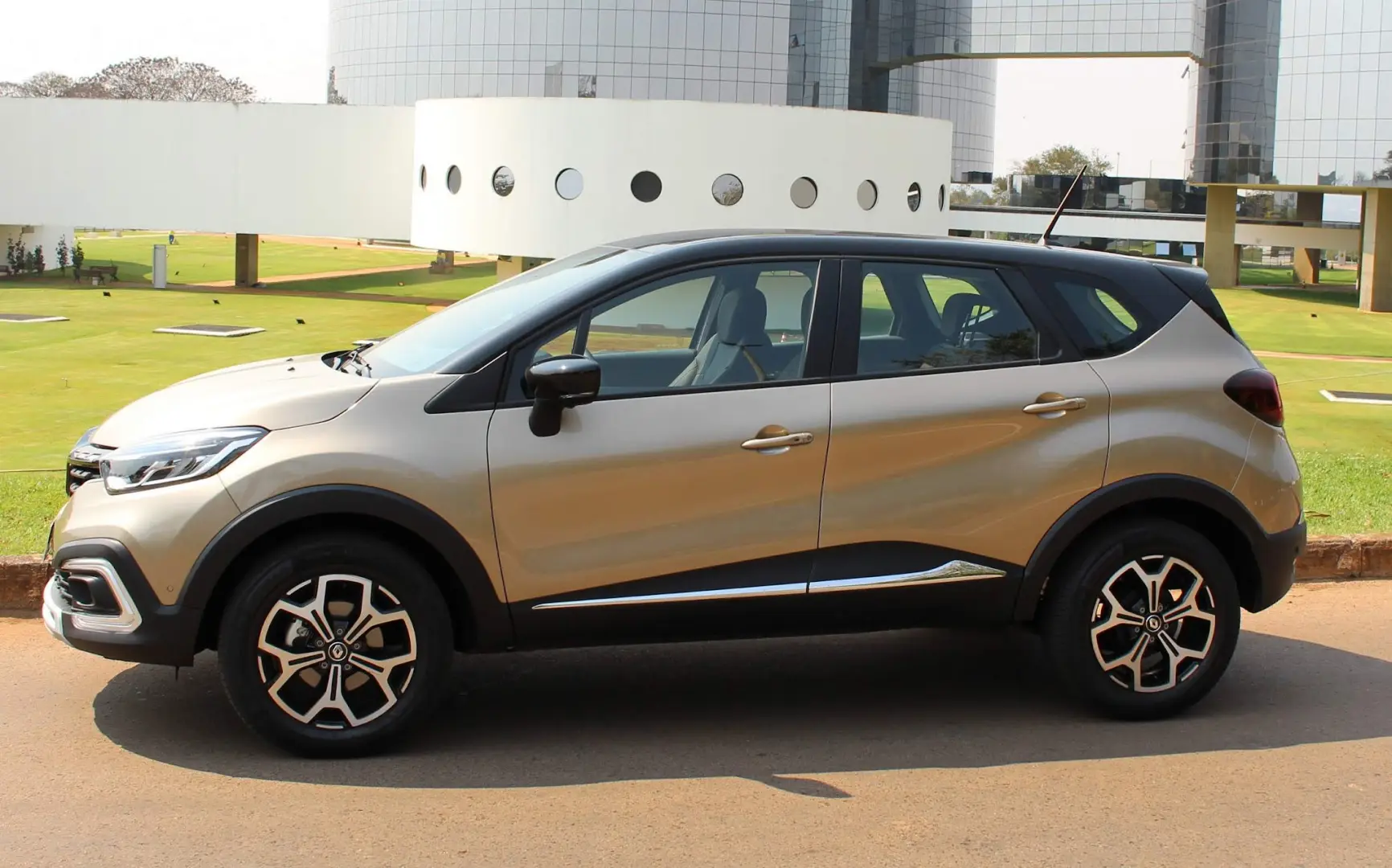 Renault Captur Captur 1.3 TCe Touch EDC 5