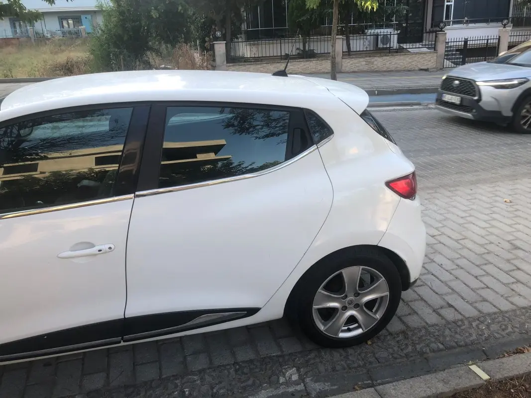 Renault Clio Clio 0.9 TCe Turbo Start&Stop Touch 6
