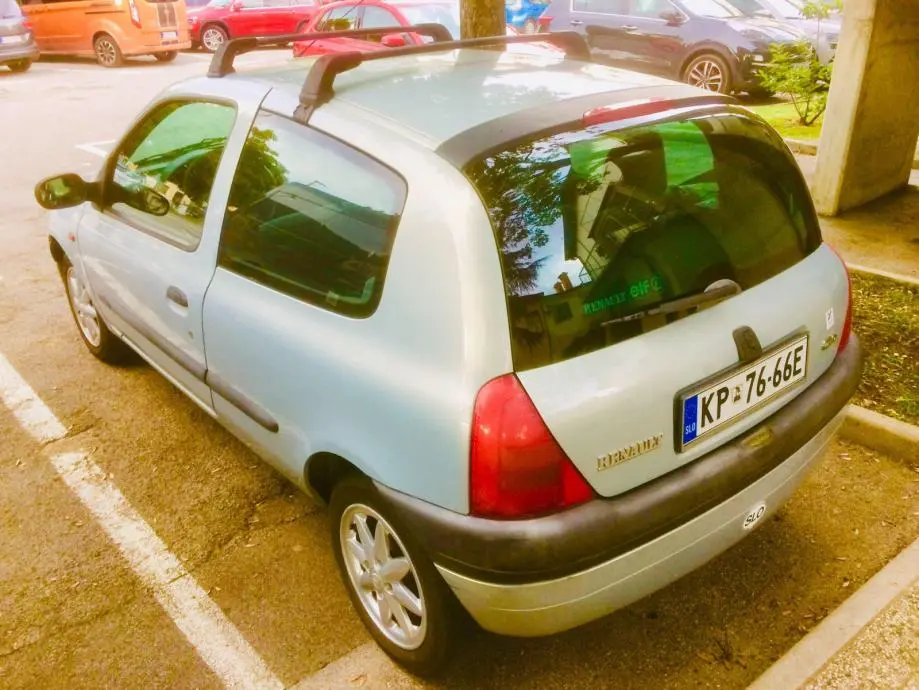 Renault Clio Clio 1.2 16V Authentique 5