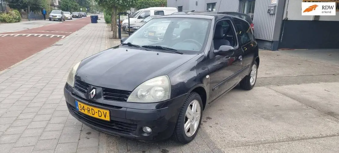 Renault Clio Clio 1.2 16V Authentique 2