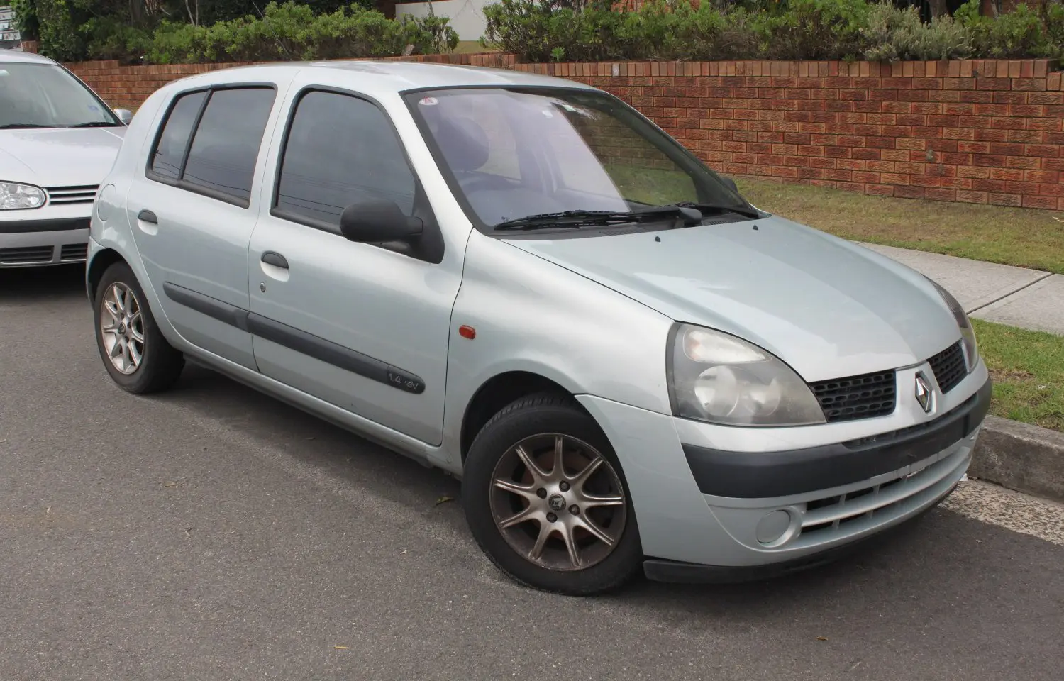Renault Clio Clio 1.2 16V Expression Quickshift 1