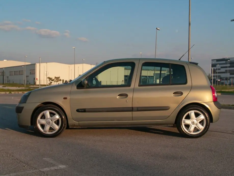 Renault Clio Clio 1.2 16V Dynamique 5