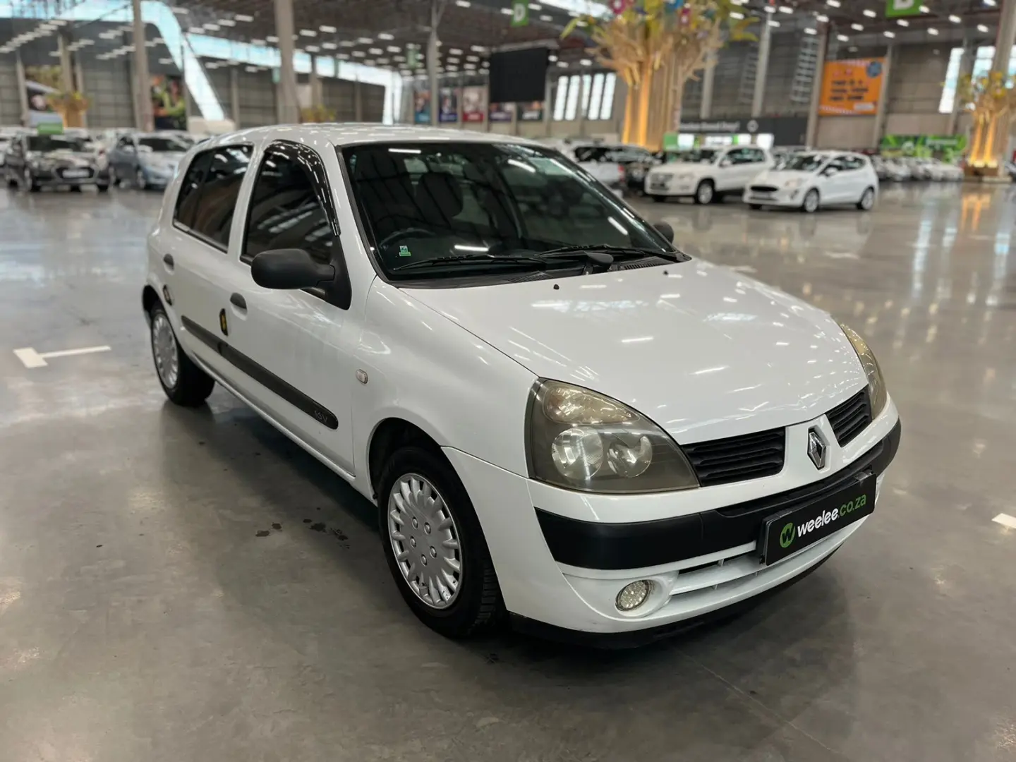 Renault Clio Clio 1.2 16V Expression Quickshift 3