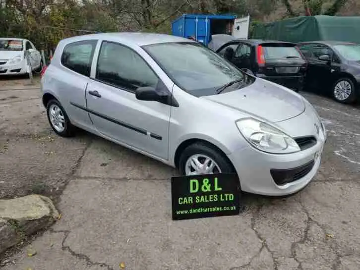 Renault Clio Clio 1.2 16V Extreme 5