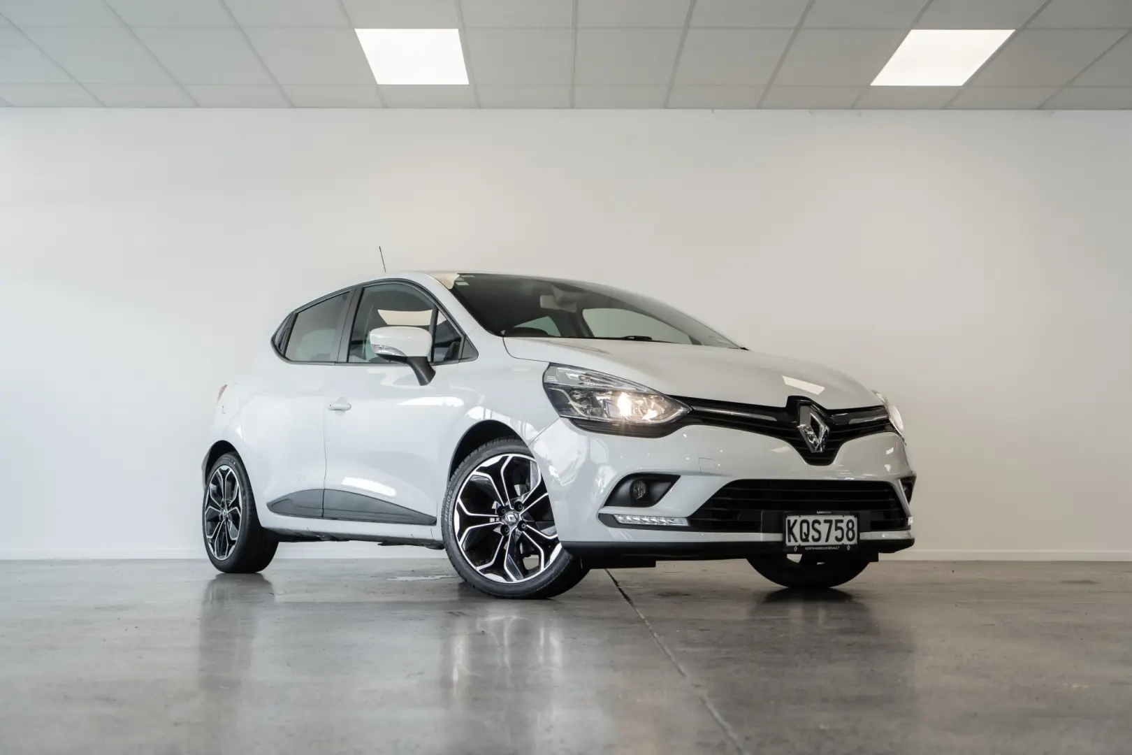 Renault Clio Clio 1.2 16V Touch 5